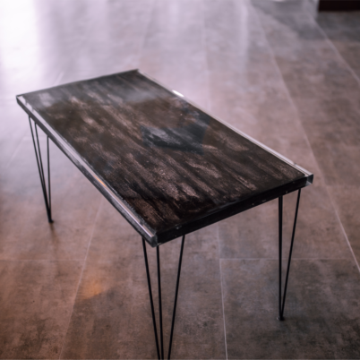 Հայելային  – Սև