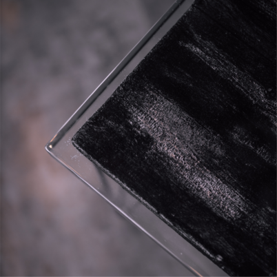 Հայելային  – Սև